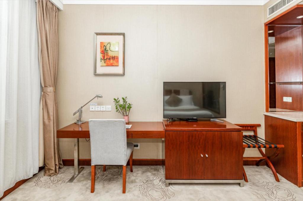 Qingdao Blue Horizon Hotel Licang Экстерьер фото
