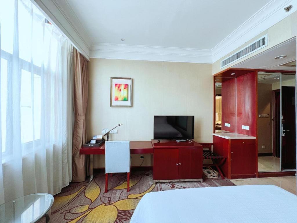 Qingdao Blue Horizon Hotel Licang Экстерьер фото