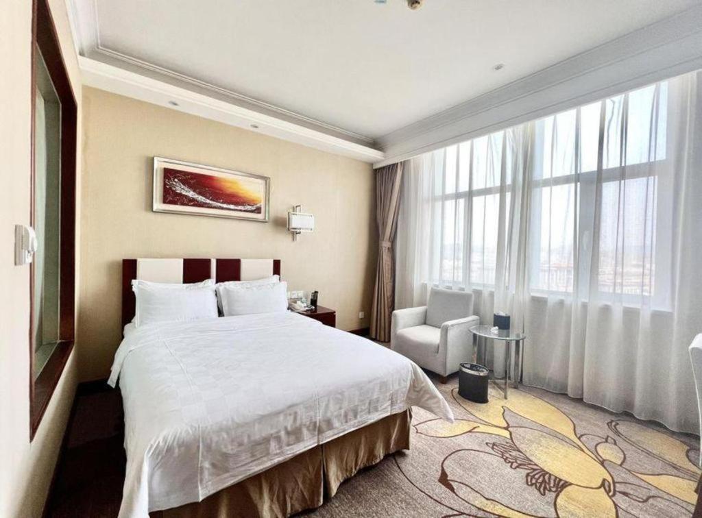Qingdao Blue Horizon Hotel Licang Экстерьер фото